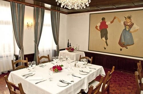 Hotel Loewen 3*
